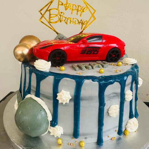 Car Theme Cake