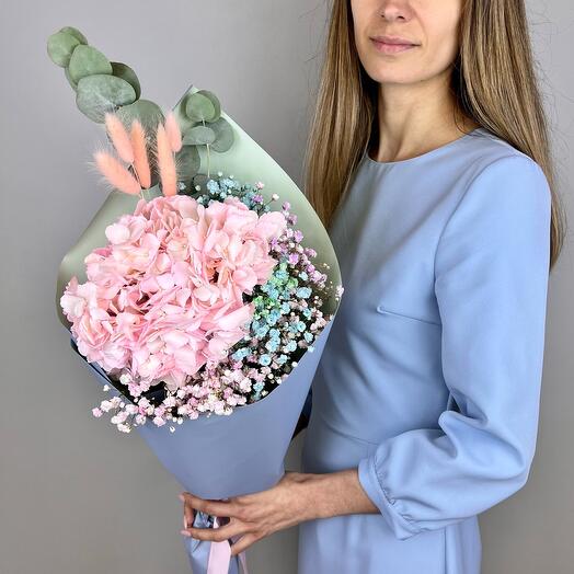 Hortensia con gypsaphila