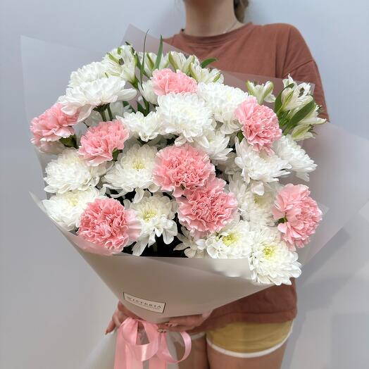 Ramo de crisantemo arbusto, Dianthus rosa y alstroemeria