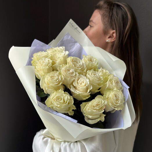 Monobucket of Ecuadorian roses (15) Green apple
