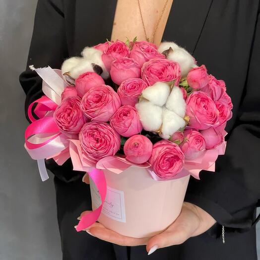 A peony-shaped rose in a hatbox on February 14th
