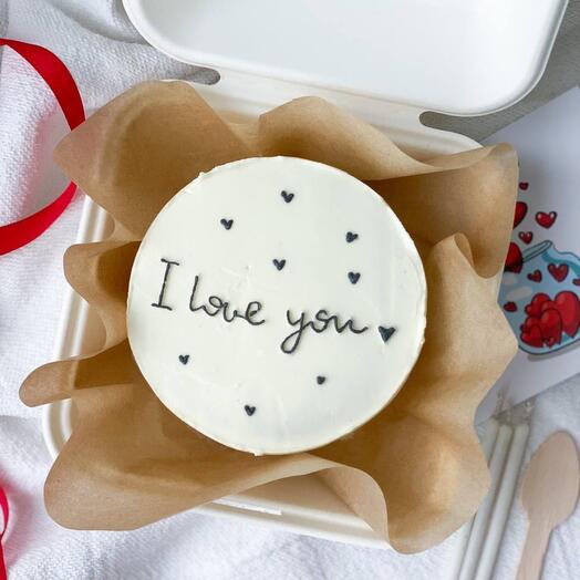 Pastel de Bento con flores de todos los gustos con su inscripción
