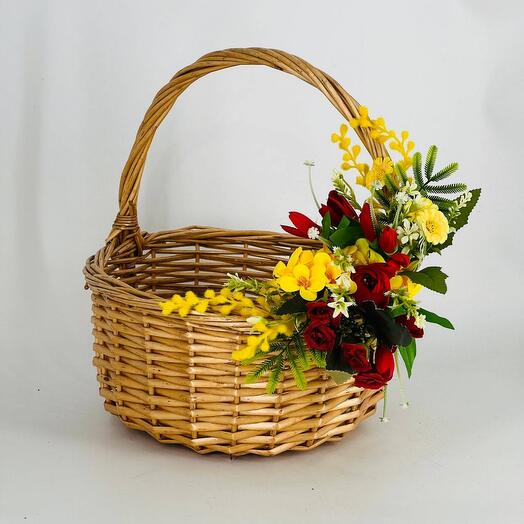 Пасхальная корзина для яиц и кулича