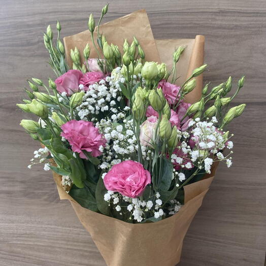 Pink lisianthus bouquet
