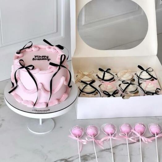 Набор торта, кексов и кейк-попсов