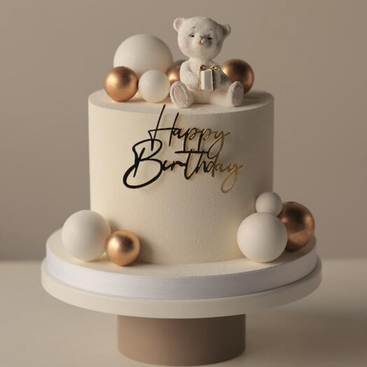 Kids cake with figurine