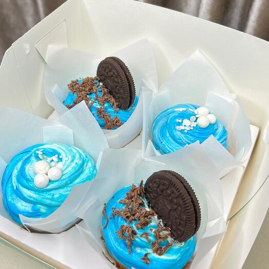 Cupcakes are delicate and delicious as a gift