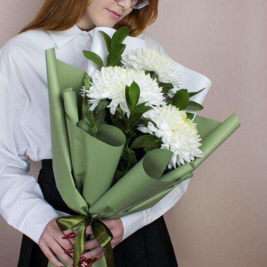 Зефир. Хризантемы белые