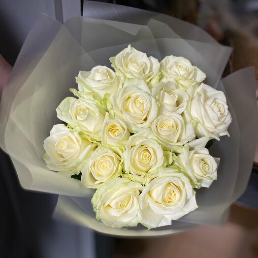 15 rosas blancas 60 cm por paquete