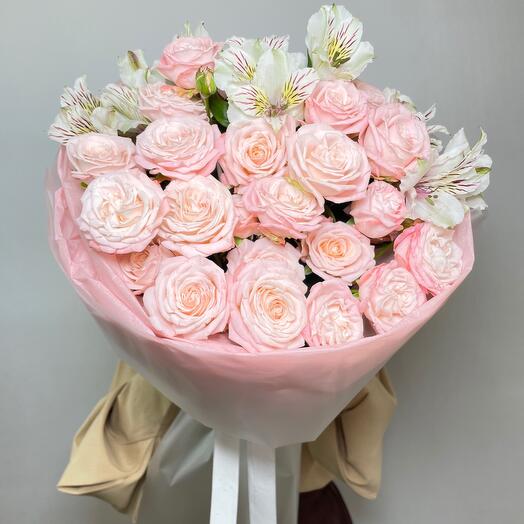 Pink tenderness 💝 Bouquet of bush roses and alstroemeria