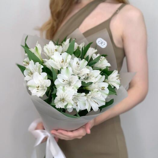Монобукет из 7 белых альстромерий, S
