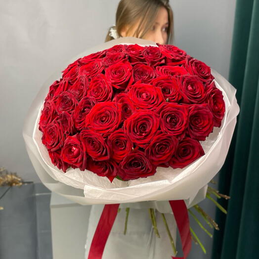 Букет из 51 красной розы