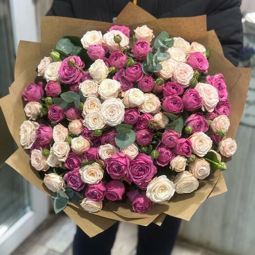 Bouquet of 41 shrub roses with eucalyptus
