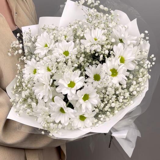 Bouquet of chrysanthemums daisies and gypsophila