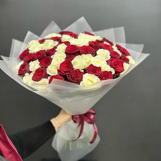 Белый с красным розы 51