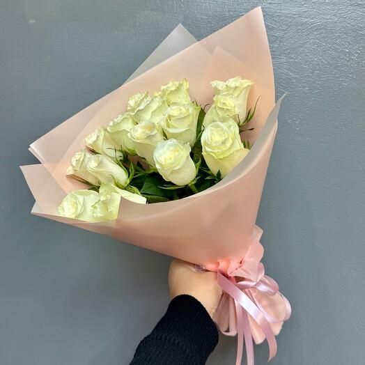 White roses 15 pieces