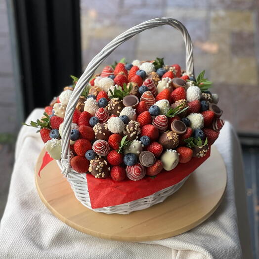 Клубничная корзинка🍓