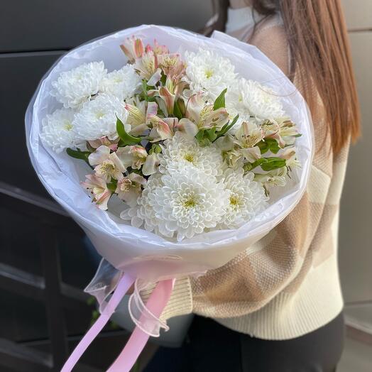 Bouquet of alstroemeria and snow-white bush chrysanthemums
