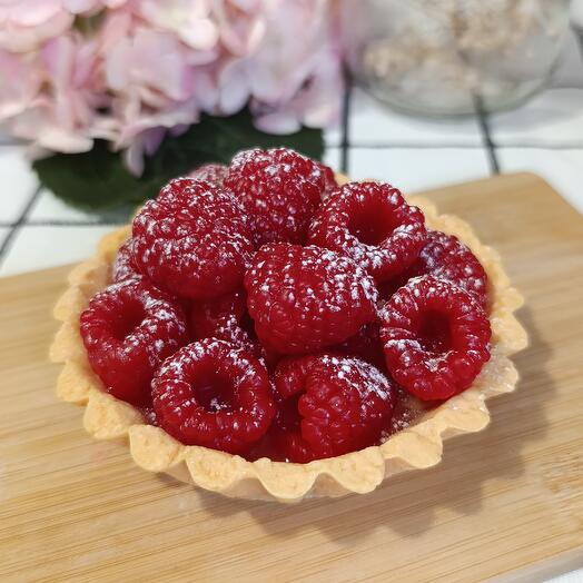 Мыло ручной работы пирожное с малиной