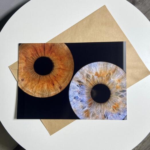 Электронный подарочний сертификат Фото радужки глаза (парное фото А4)