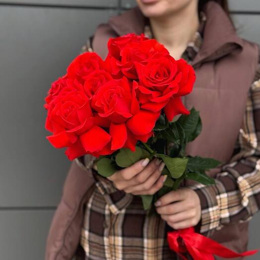 Алые розы французские 9 шт