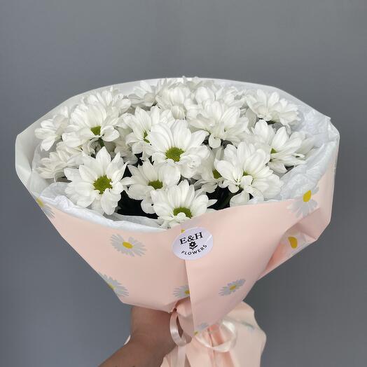 A bouquet of daisies