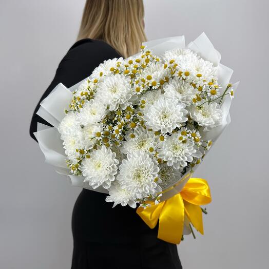Белоснежная хризантема и матрикария 🤍 Камелия Flowers Shop