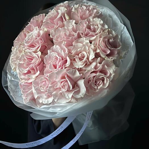 Букет из французских роз Mondial Pink