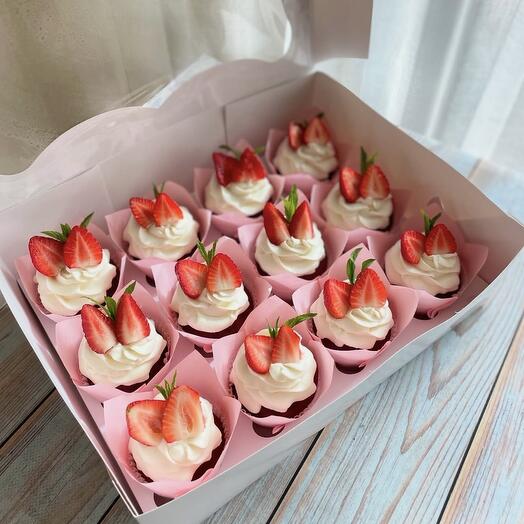 Ванильные капкейки с нежным кремом чиз 🧁(наборе 12 шт)