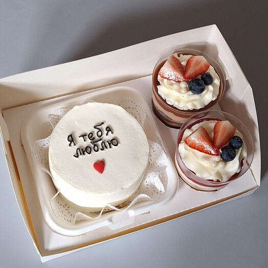 Комбо Я тебя люблю бенто торт + 2 трайфла десерты в стакане
