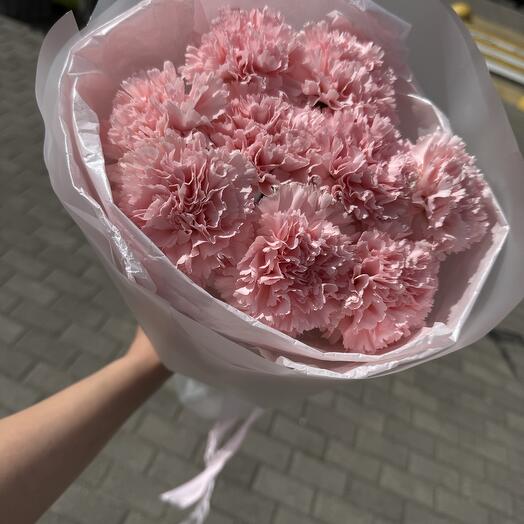 Моно из гвоздик