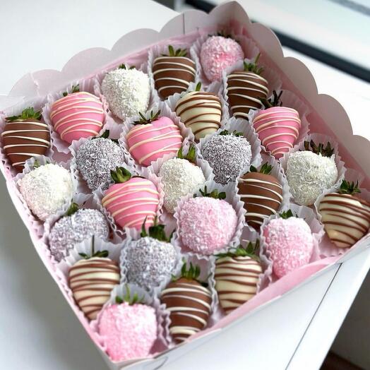 Клубника в шоколаде «Berry Lovely»