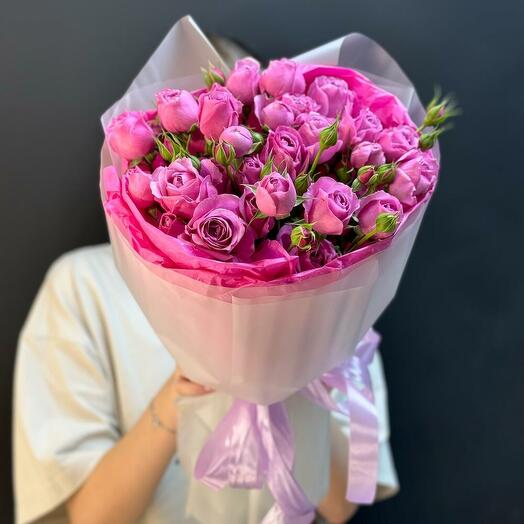 Букет из 9кустовых роз мисти баблс