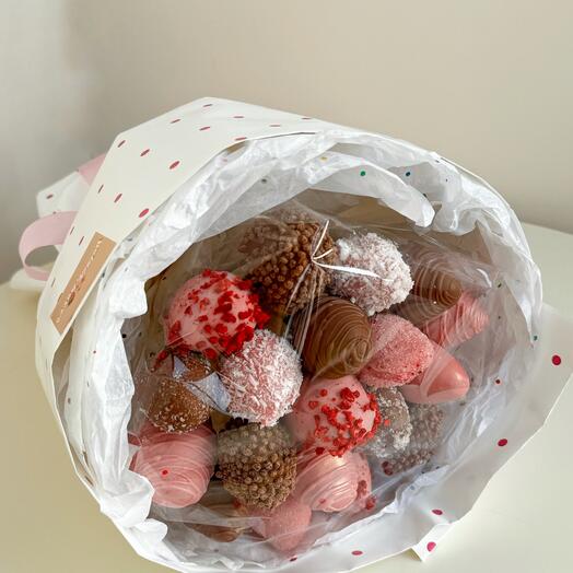 Букет из клубники в шоколаде Горошек