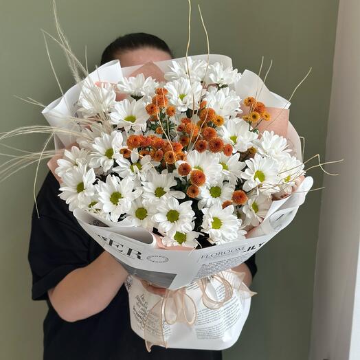 Хризантема ромашковая и дубки