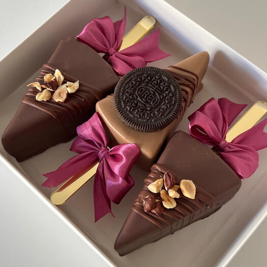 Sernik na patyku "Сzekolada-orzechy laskowe" (3 szt.)