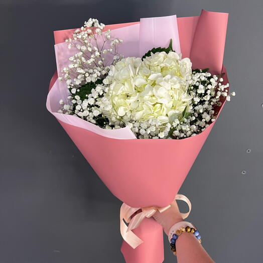 Белая гортензия и гипсофила 🌸