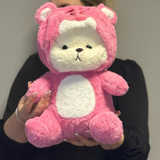 Мишка в розовом