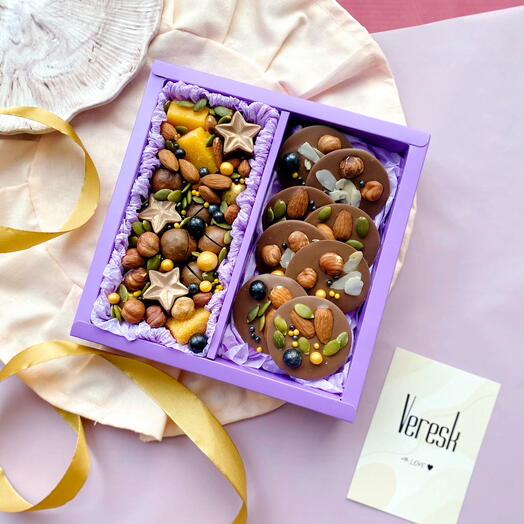 Коробочка с орехами и шоколадными медиантами 🍫