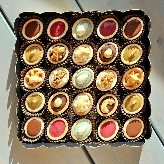 Набор ассорти из 25-ти печений-орешек Романти (Новый год)