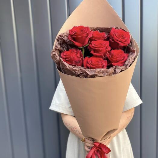 Розы алые алые