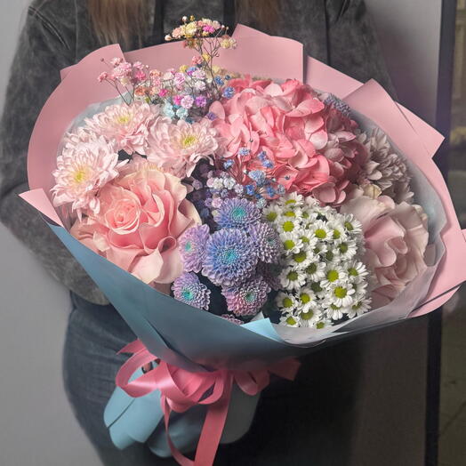 Букет блакитний з французькими трояндами