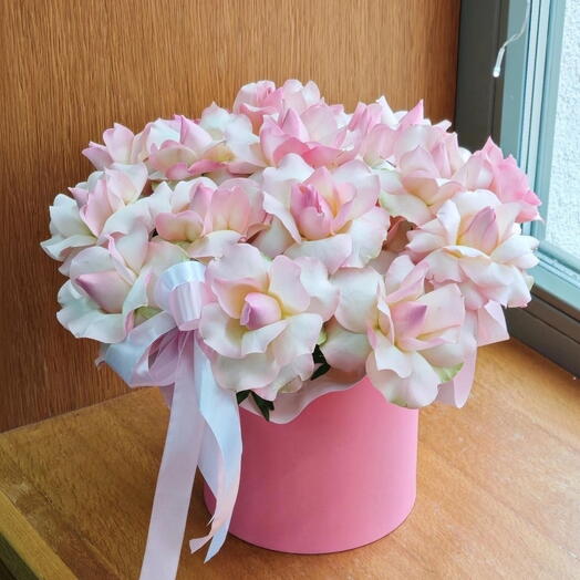 Шляпная коробочка "Лотос"