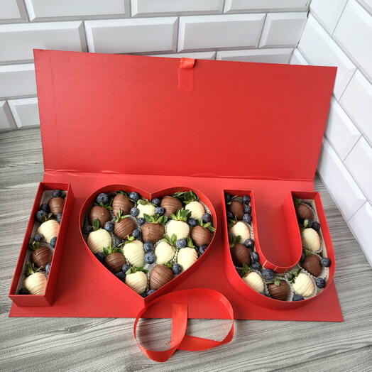 I love you. Клубника в шоколаде. Strawberry