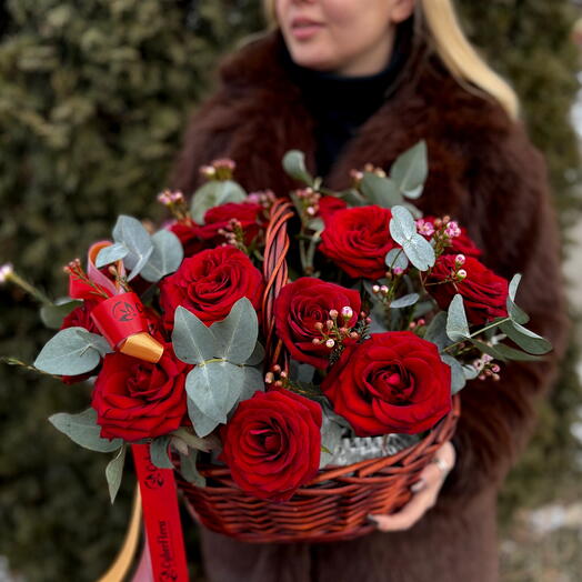 Корзина роз - Капелька любви
