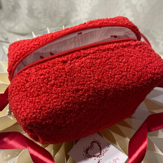 Косметичка «Сердцеедка»