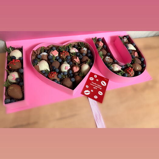 Клубника в шоколаде «I love u»