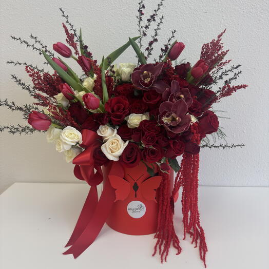 Scarlet Velvet Luxury Flower Box