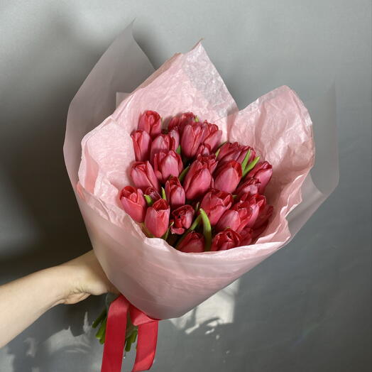Нежный Букет из 39 Розового Тюльпана