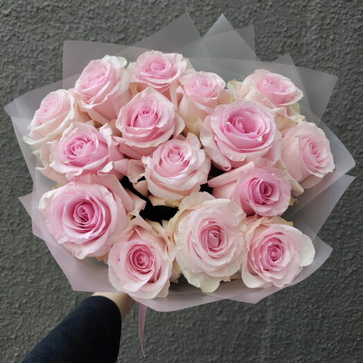 Букет из 15 розовых роз 💓